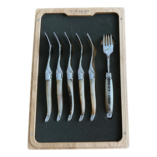 Laguiole en Aubrac Handcrafted Dessert Fork Set, Horn Handle - LaguioleEnAubracShop