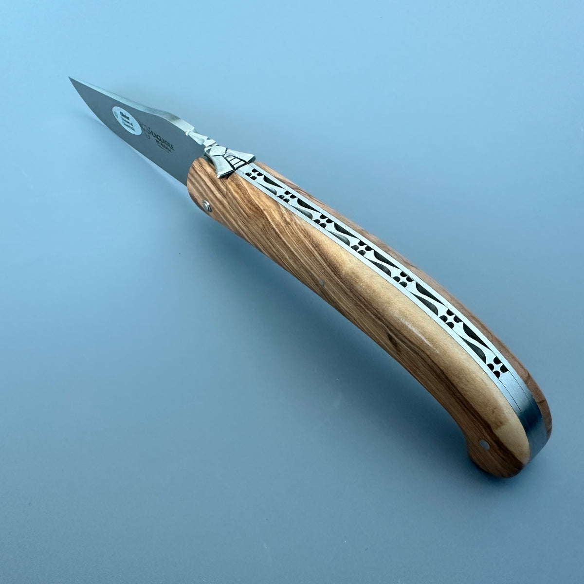 Laguiole en Aubrac The Trapper Folding Knife L0514T – Olivewood Handle