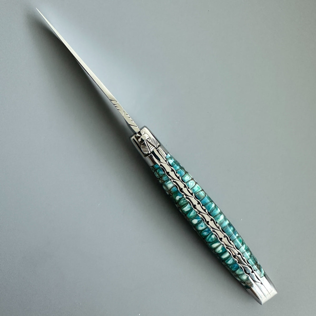 Laguiole en Aubrac Hand Carved Paperwaves Folding Knife, Blue
