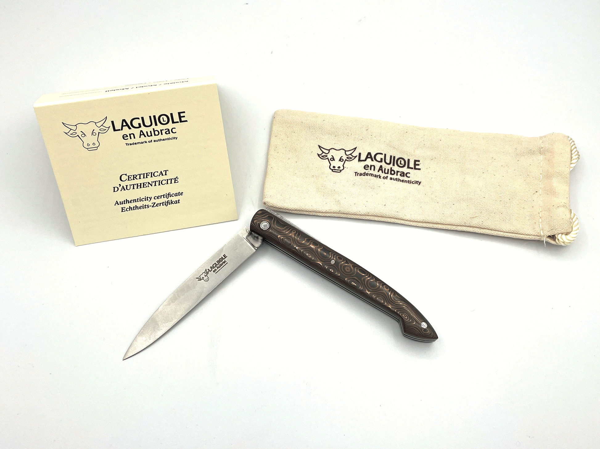 Laguiole en Aubrac Handcrafted Multipurpose Knife, Full Carbon Fiber & Bronze Handle, 3-inches