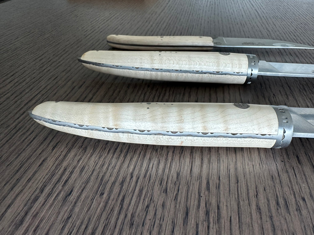 Laguiole en Aubrac Cuisine Gourmet Handcrafted 3-Piece Kitchen Knife Set With Natural Maple Wood Handles - LaguioleEnAubracShop